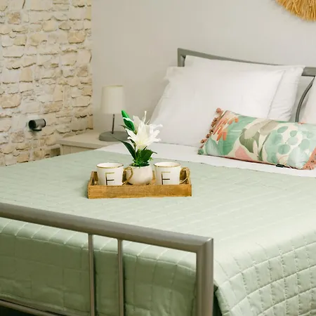 Evdokia's House Holiday home Dikella