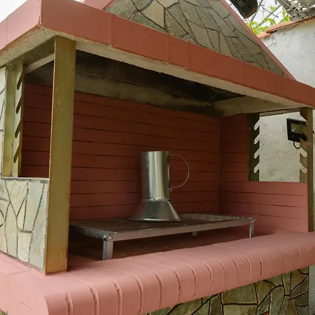 Evdokia's House Holiday home Dikella