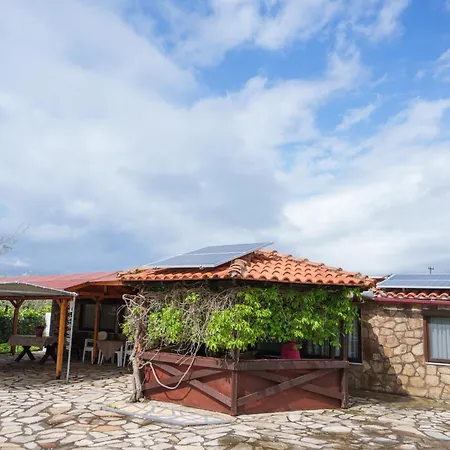 Evdokia's House Holiday home Dikella