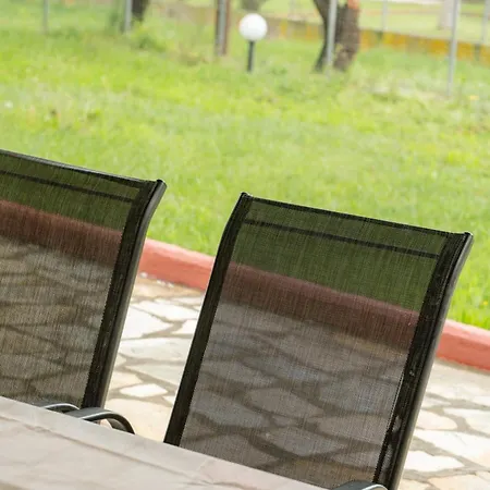Evdokia's House Holiday home Dikella